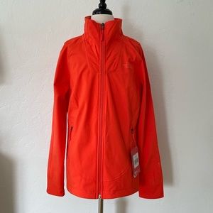 BNWT Women’s North Face Softshell